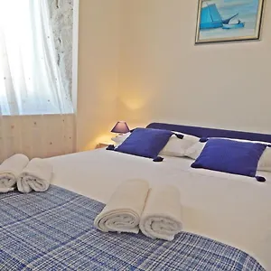 Apartamento Moni