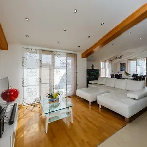 Apartamento Selak